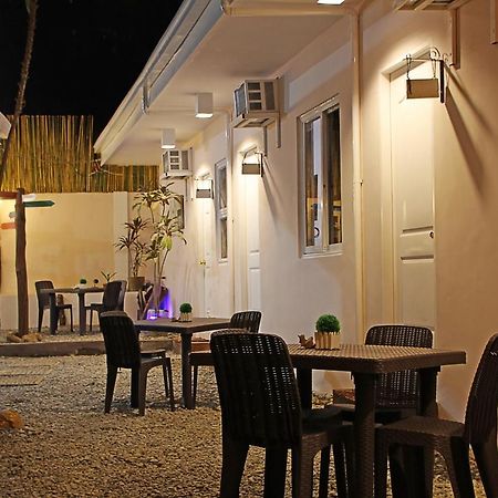 Prim Travellers Inn Coron Exterior foto