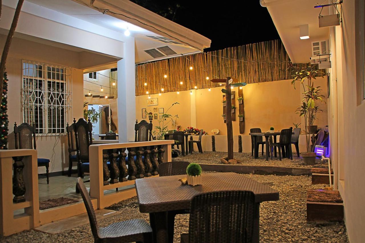 Prim Travellers Inn Coron Exterior foto