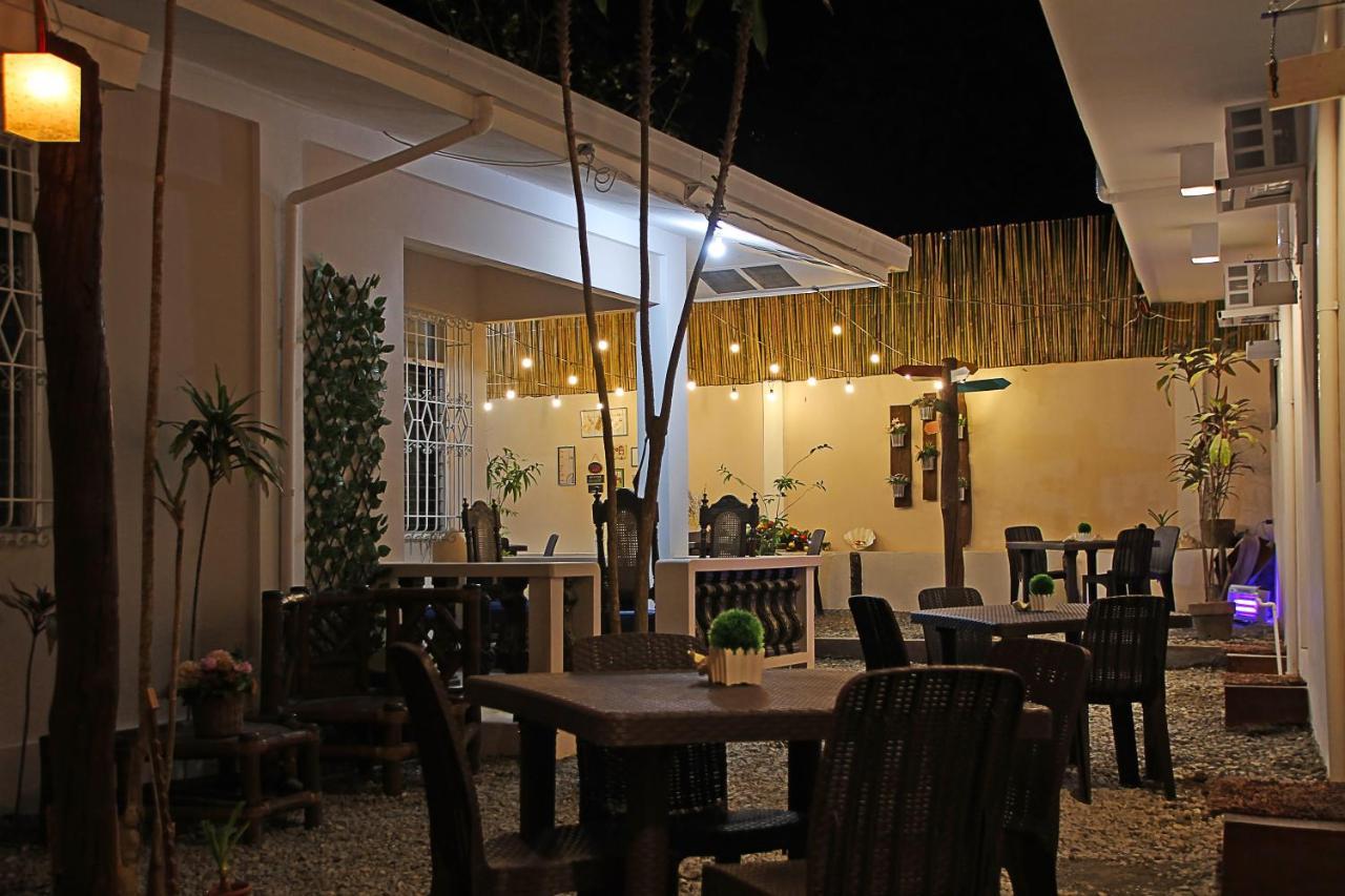 Prim Travellers Inn Coron Exterior foto