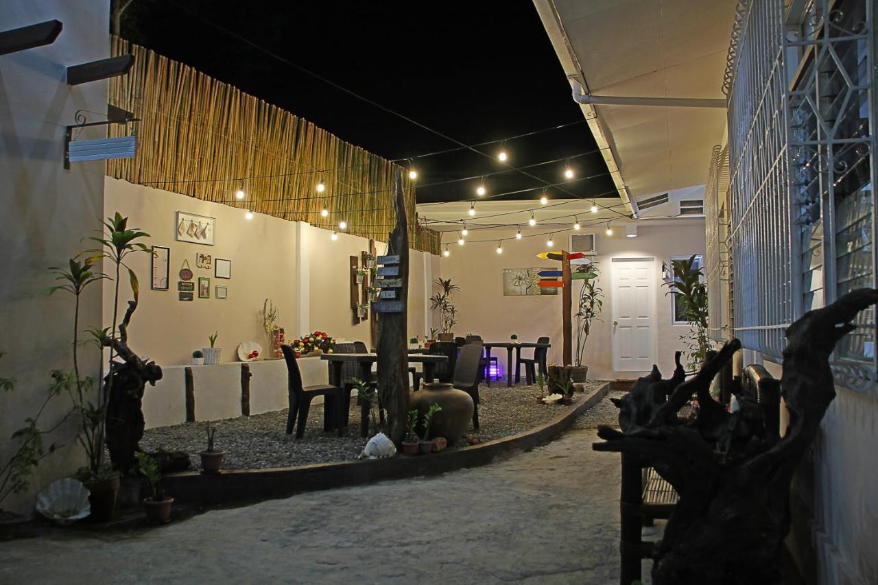 Prim Travellers Inn Coron Exterior foto